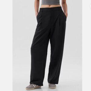 NWT GapFit Runaround Trouser Pants High Rise Gorpcore Wide Leg Black Size Medium